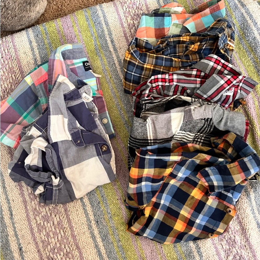 3T flannel pattern shirts. 7 total pieces. Long story shorteeve and short sleeve